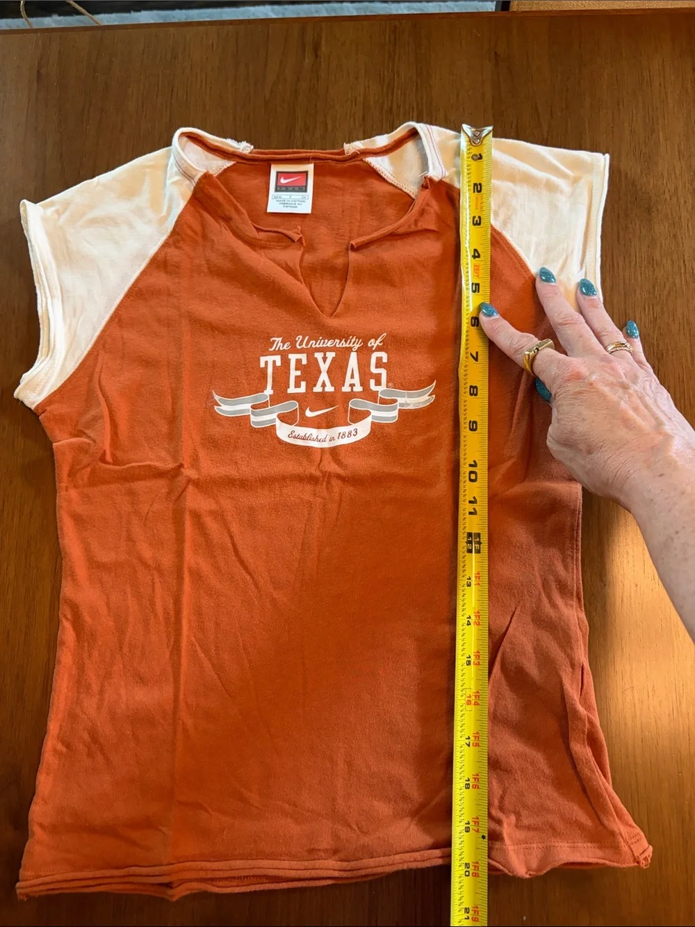 Women’s Nike University of Texas tee